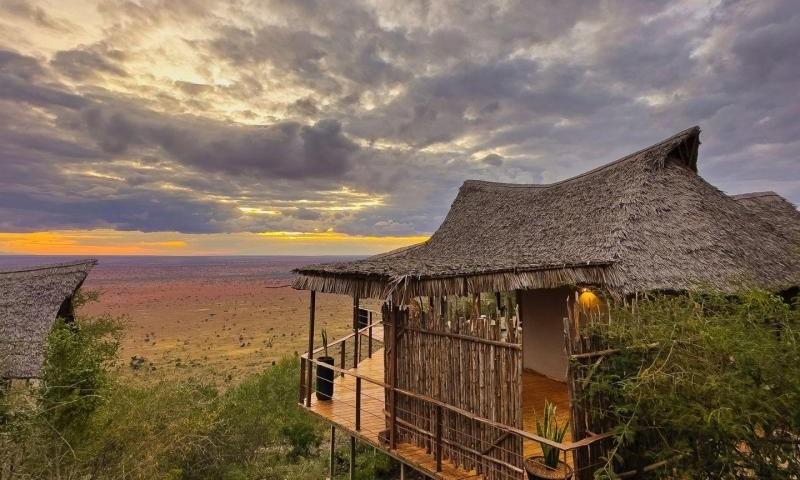 Discover Soroi Lions Bluff Lodge – Where Luxury Meets the Wild